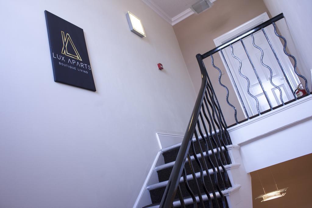 Lux Aparts Wakefield Central Luaran gambar