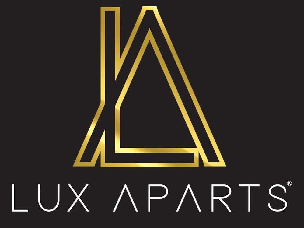 Lux Aparts Wakefield Central Luaran gambar