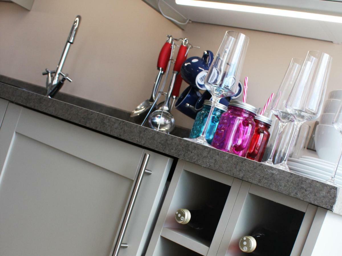 Lux Aparts Wakefield Central Luaran gambar